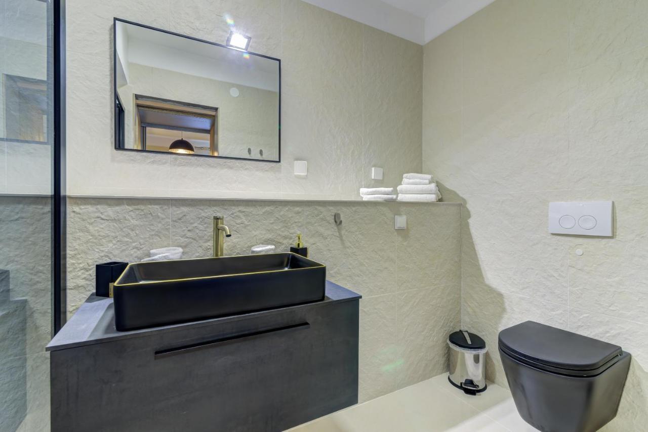 33 Ulica Nikole Jurisica Apartamento Senj  Exterior foto